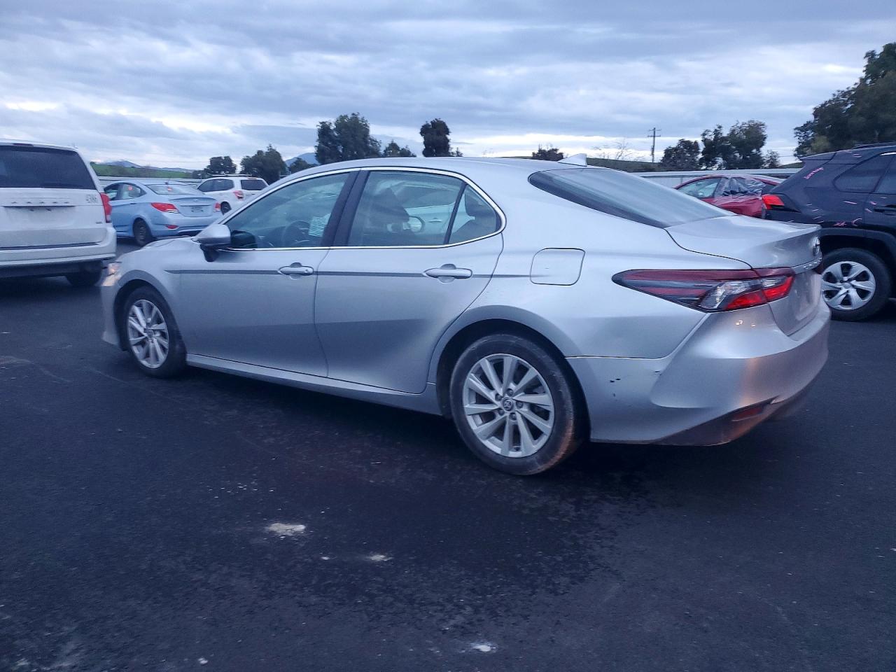 2024 TOYOTA CAMRY LE photo 2