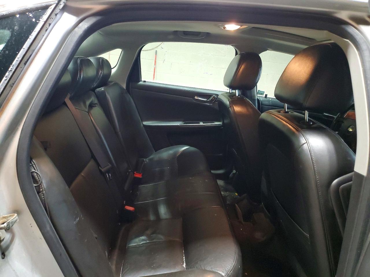 2009 CHEVROLET IMPALA LTZ photo 11