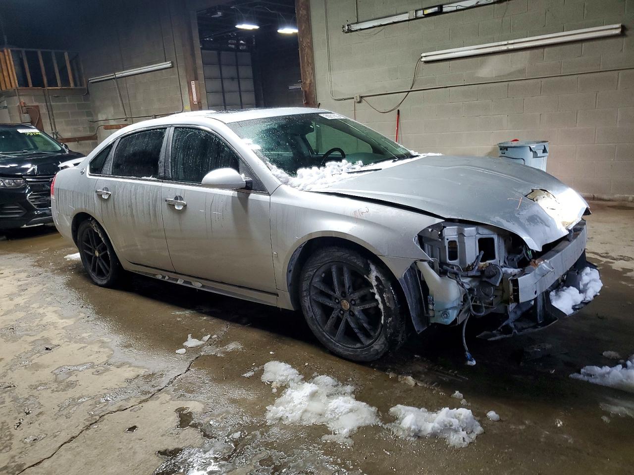 2009 CHEVROLET IMPALA LTZ photo 4