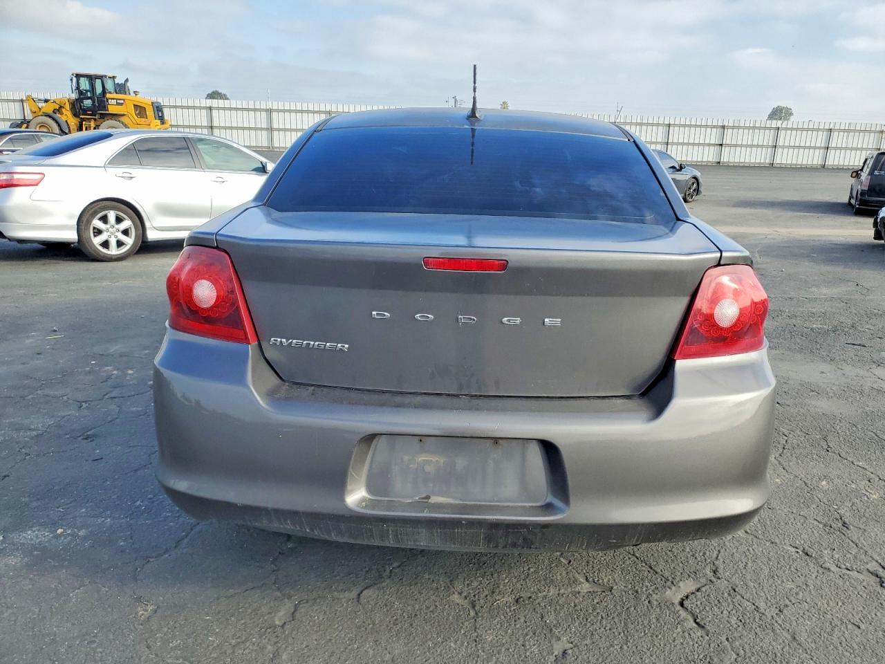 2014 DODGE AVENGER SE photo 6