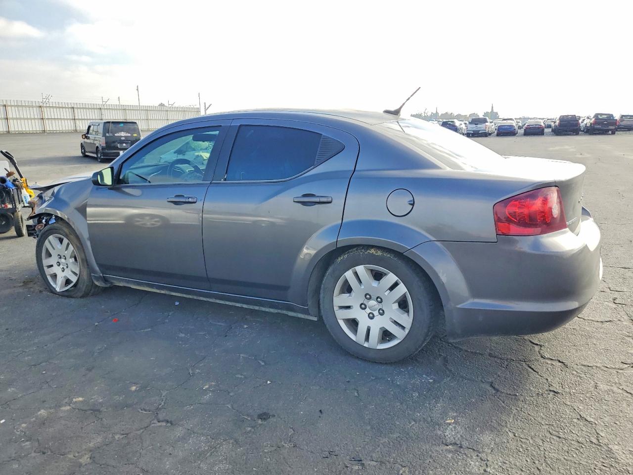 2014 DODGE AVENGER SE photo 2