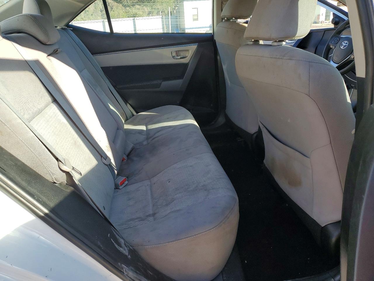 2016 TOYOTA COROLLA L photo 10