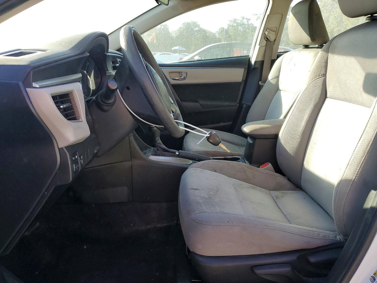 2016 TOYOTA COROLLA L photo 7