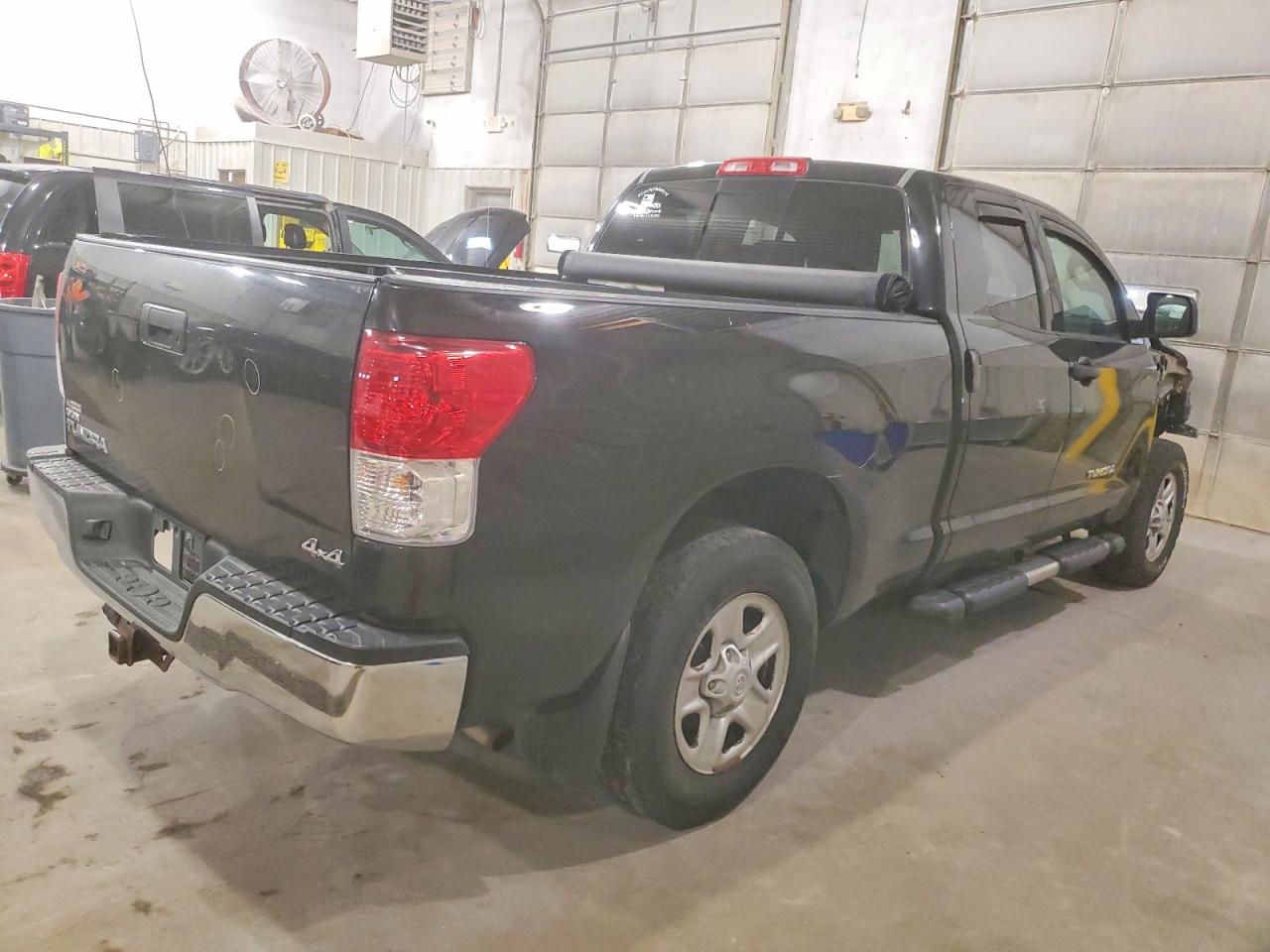 2013 TOYOTA TUNDRA DOUBLE CAB SR5 photo 3