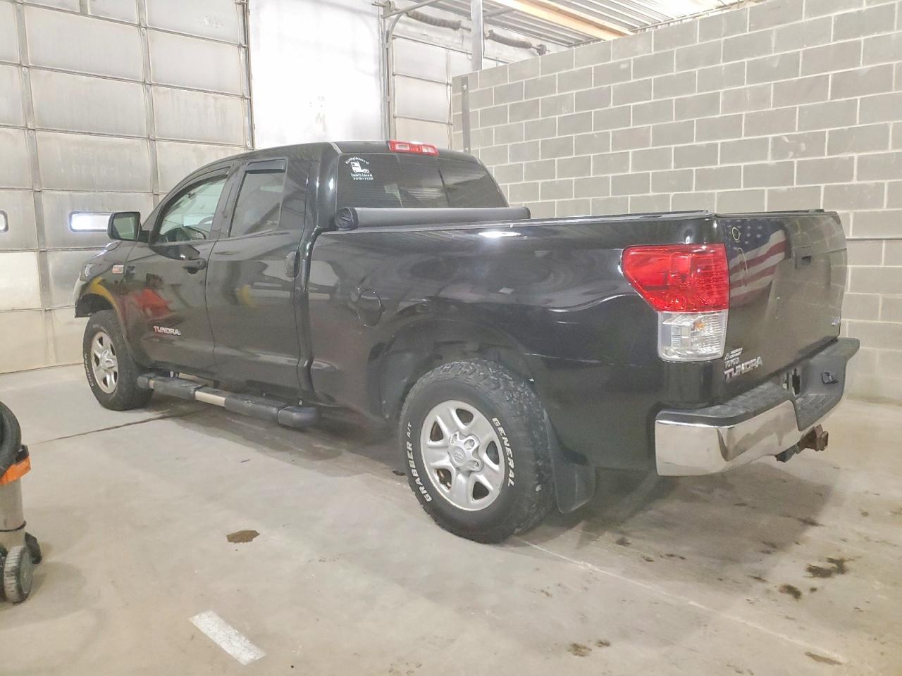 2013 TOYOTA TUNDRA DOUBLE CAB SR5 photo 2