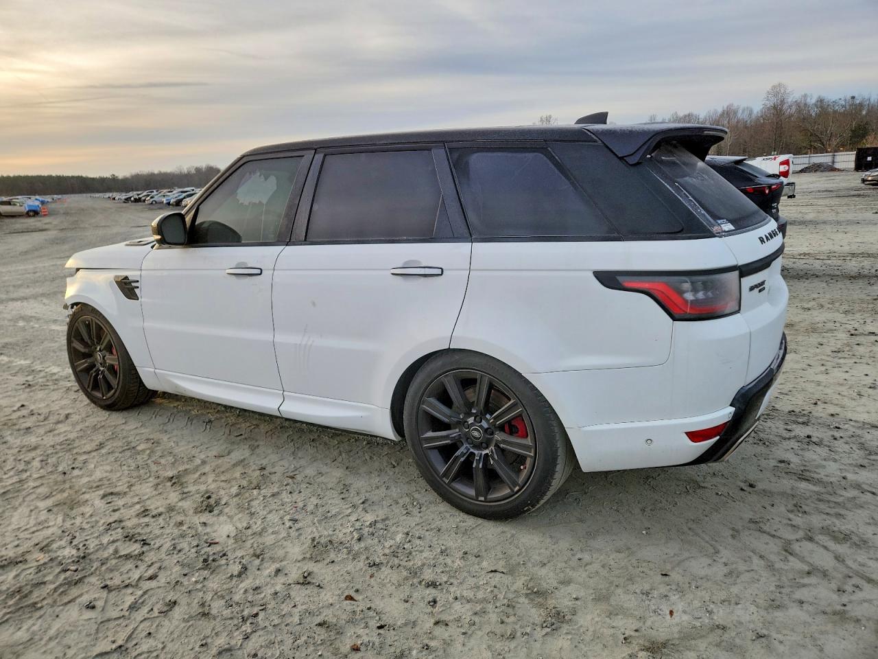 2020 LAND ROVER RANGE ROVER SPORT HST photo 2