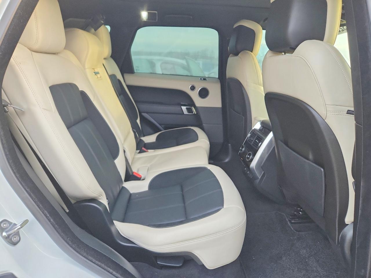 2020 LAND ROVER RANGE ROVER SPORT HST photo 10