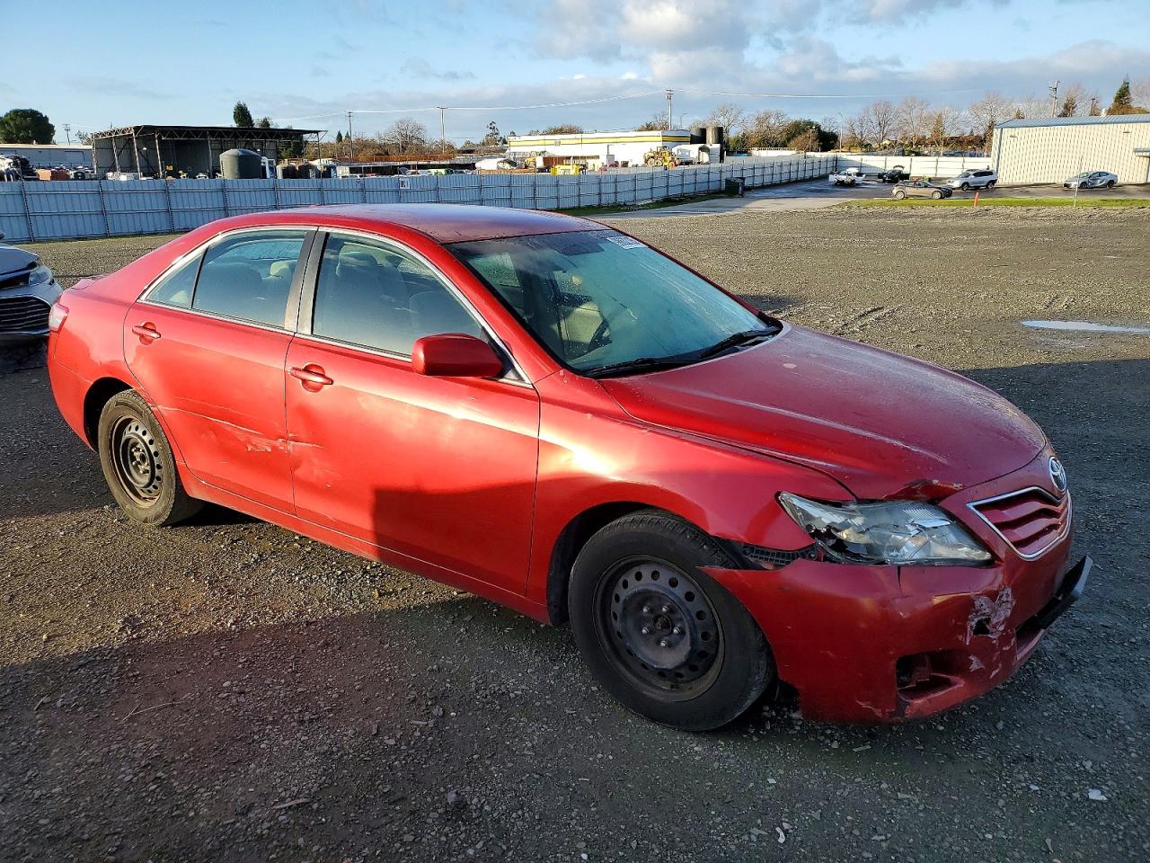 2010 TOYOTA CAMRY BASE photo 4