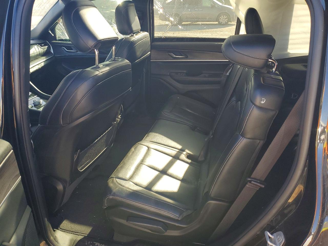 2024 JEEP GRAND CHEROKEE L LIMITED photo 11