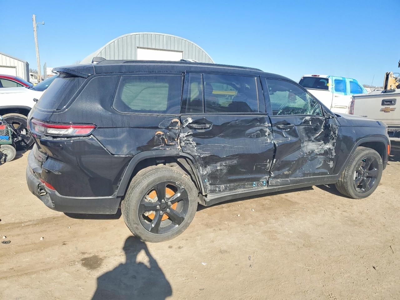 2024 JEEP GRAND CHEROKEE L LIMITED photo 3