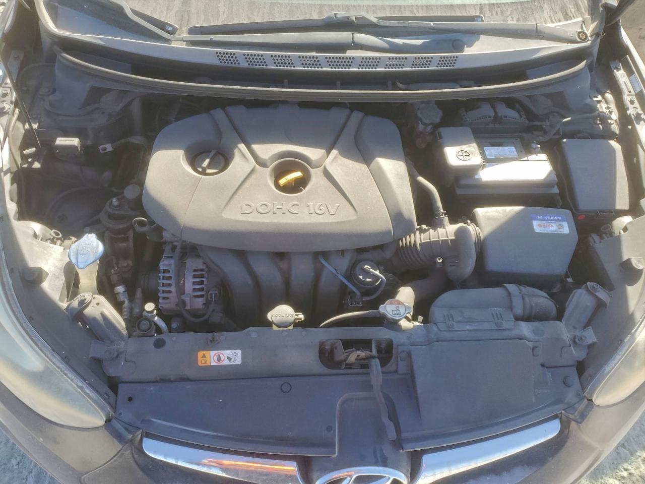 2016 HYUNDAI ELANTRA SE photo 11