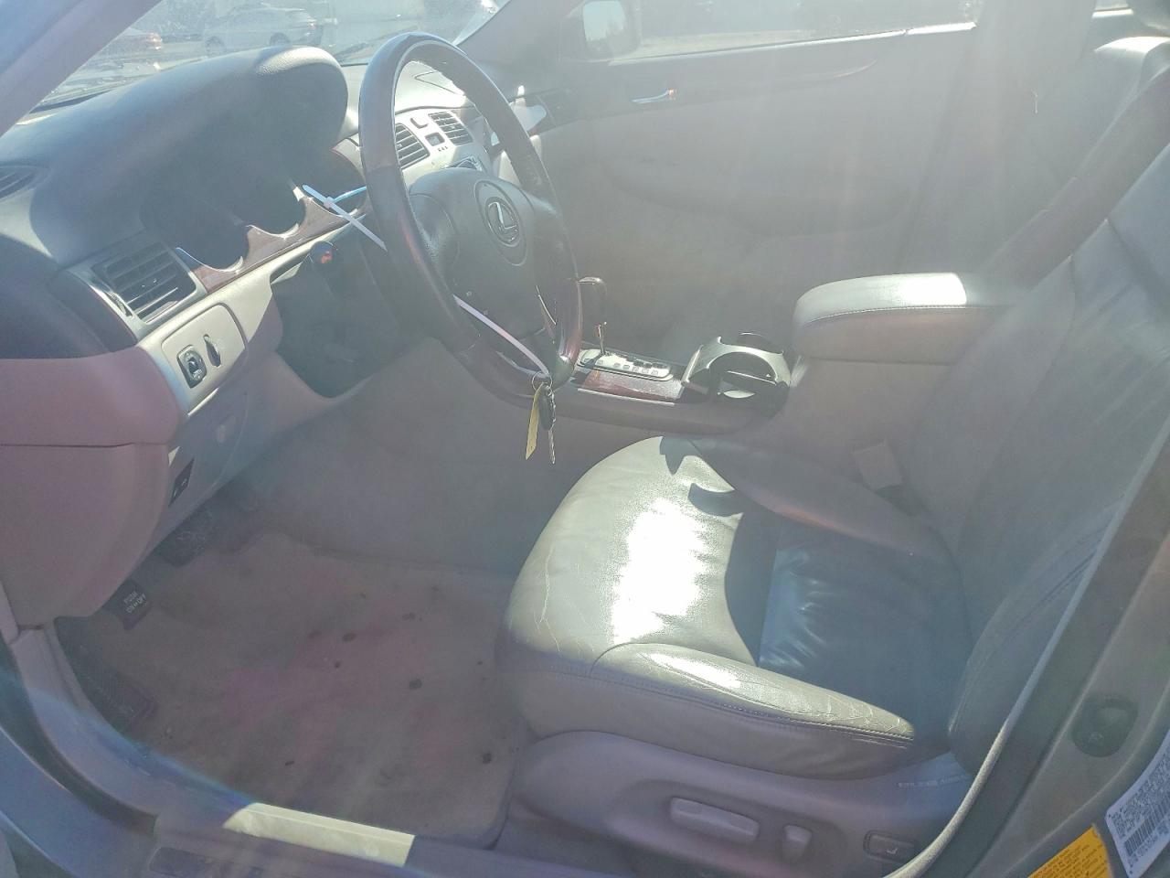 2002 LEXUS ES 300 photo 7