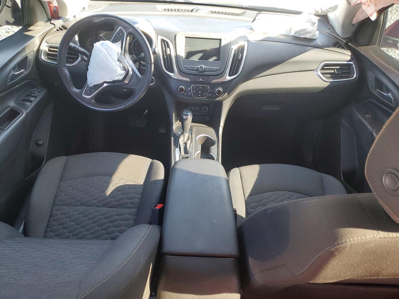 2019 CHEVROLET EQUINOX LT photo 8