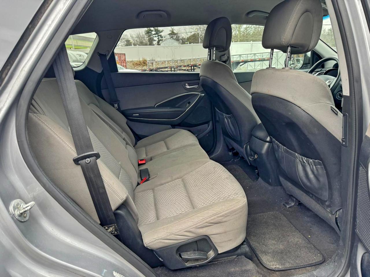 2016 HYUNDAI SANTA FE SE photo 7