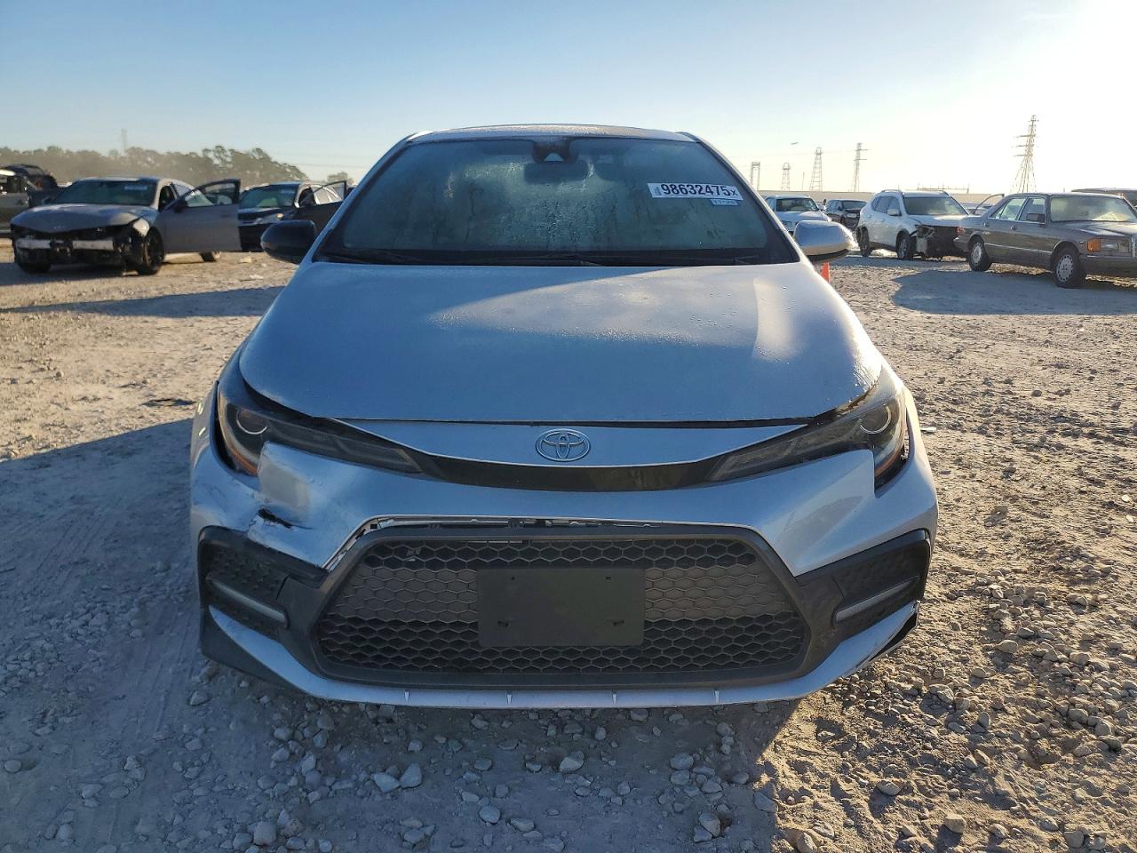 2020 TOYOTA COROLLA SE photo 5