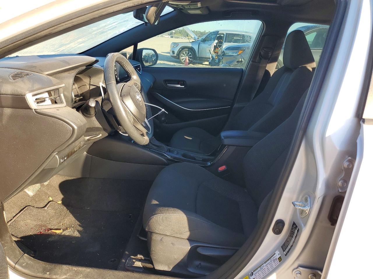 2020 TOYOTA COROLLA SE photo 7