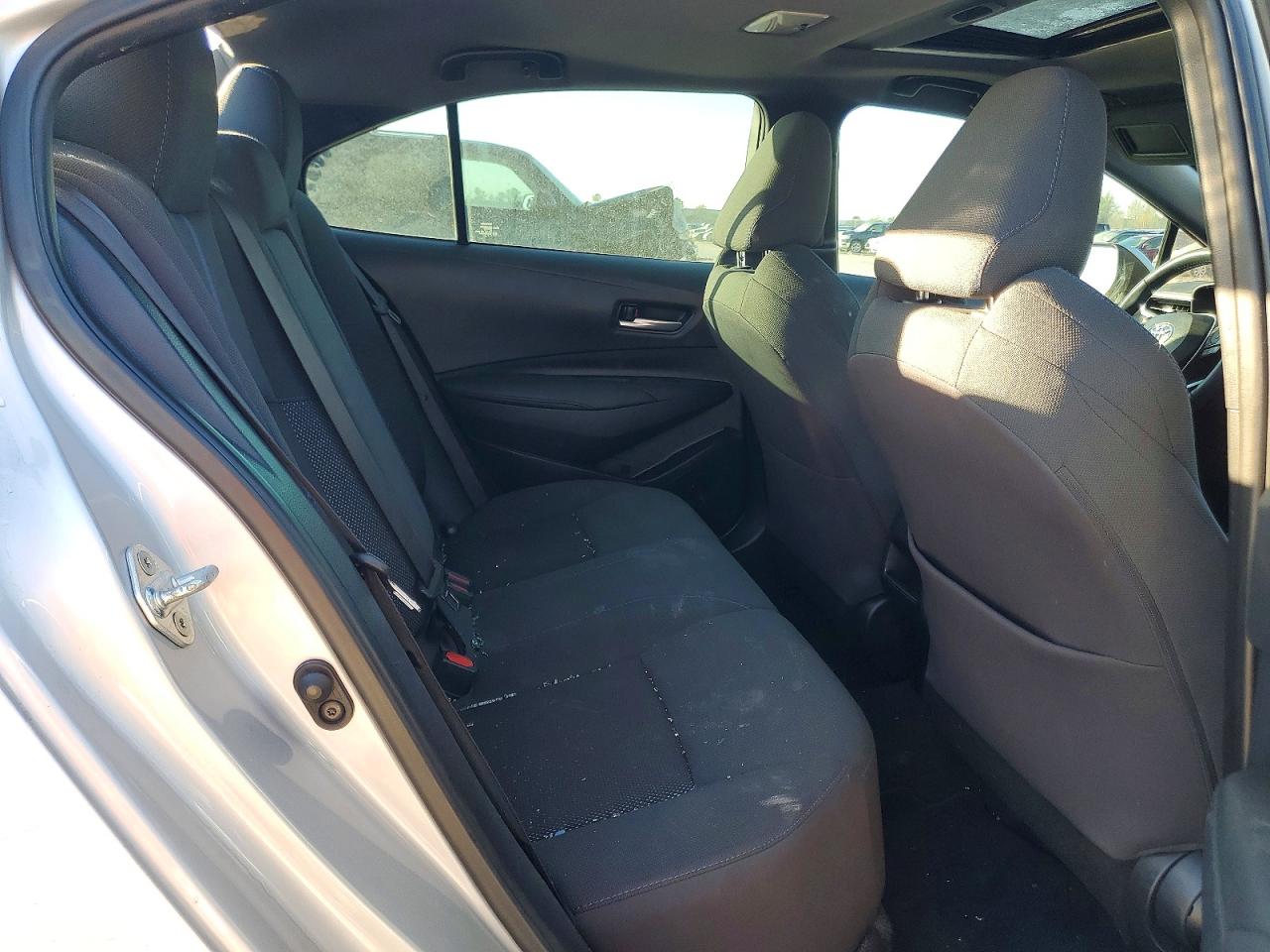 2020 TOYOTA COROLLA SE photo 10