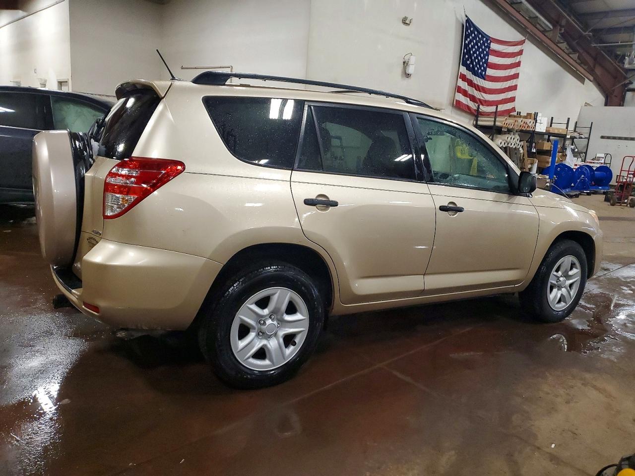 2012 TOYOTA RAV4 photo 3