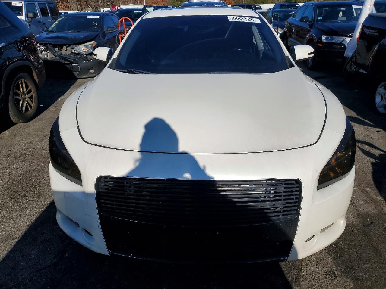 2011 NISSAN MAXIMA S photo 5