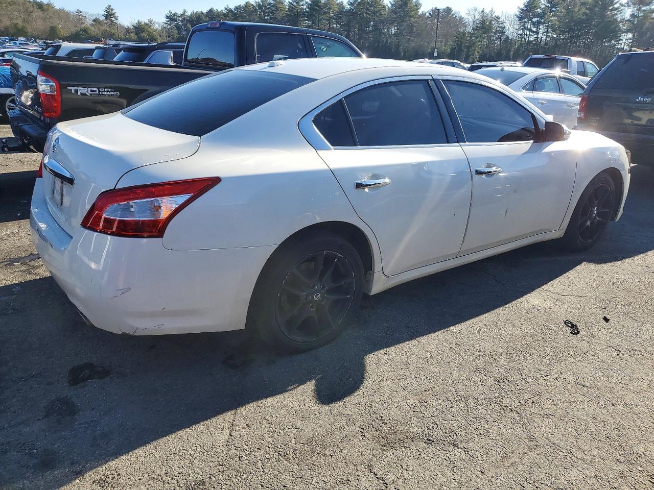 2011 NISSAN MAXIMA S photo 3