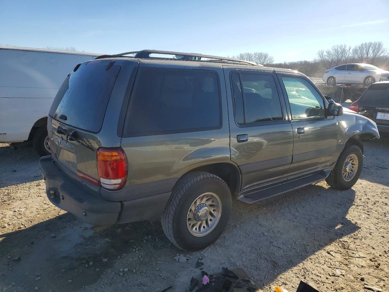 2000 MERCURY MOUNTAINEER photo 5