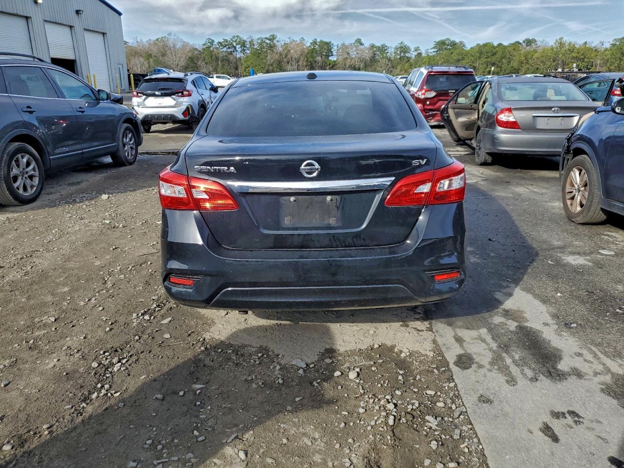 2018 NISSAN SENTRA S photo 6