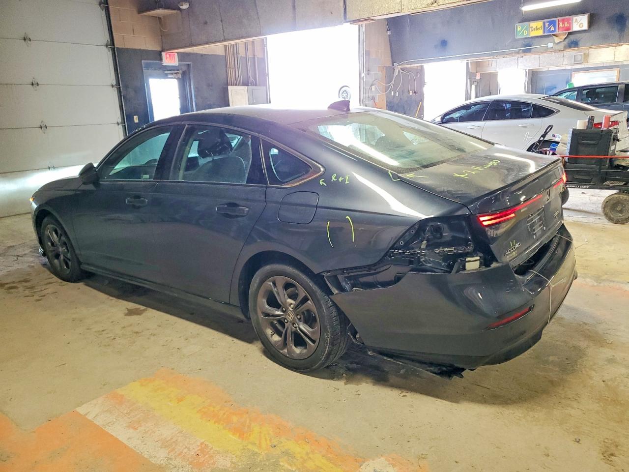 2025 HONDA ACCORD HYBRID EXL photo 2