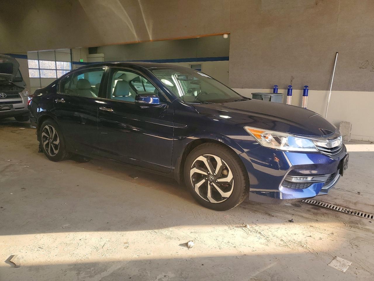 2017 HONDA ACCORD EXL photo 7