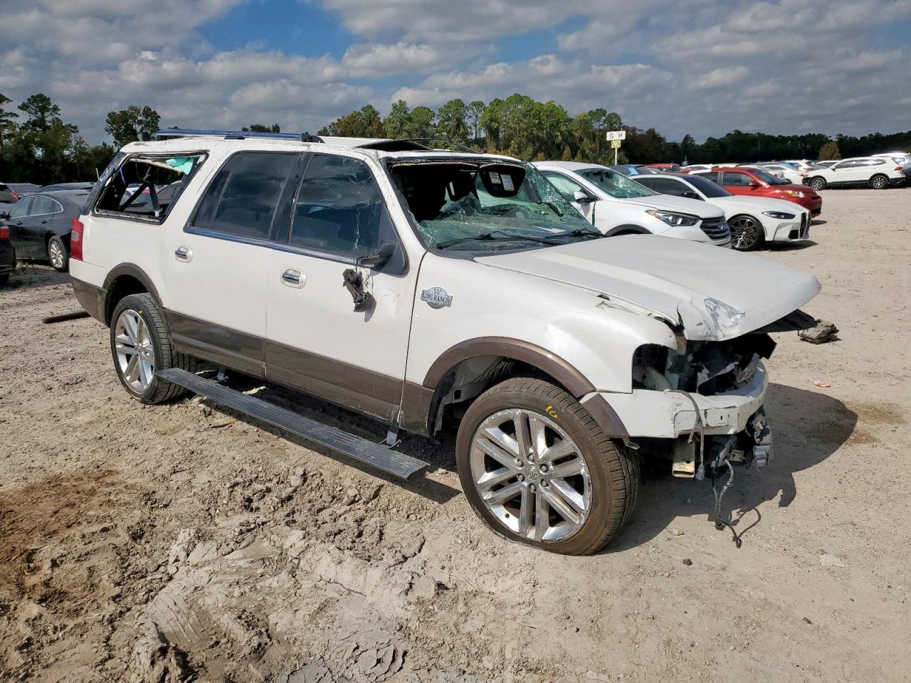2016 FORD EXPEDITION EL XLT photo 4