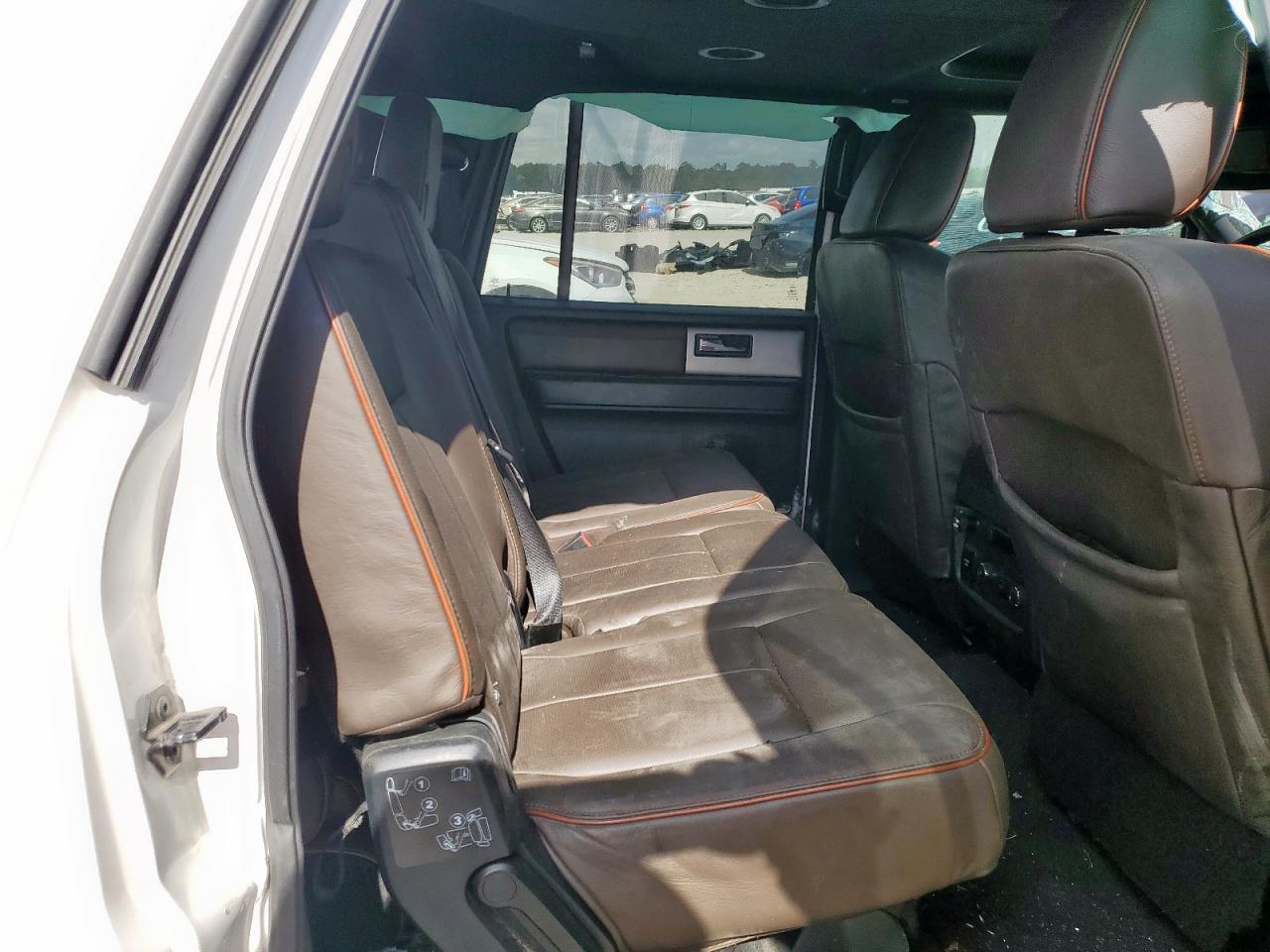 2016 FORD EXPEDITION EL XLT photo 11