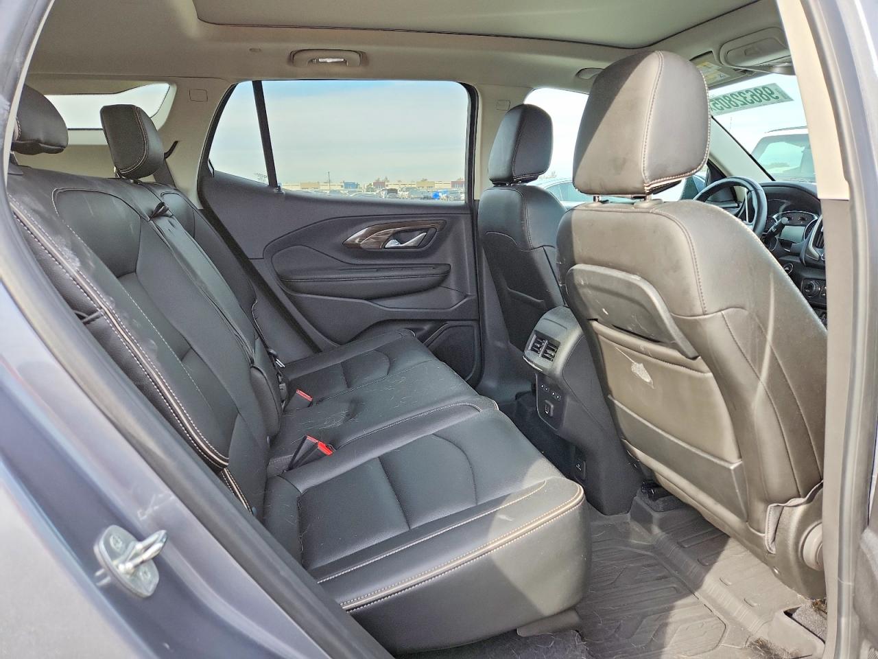 2020 GMC TERRAIN DENALI photo 11