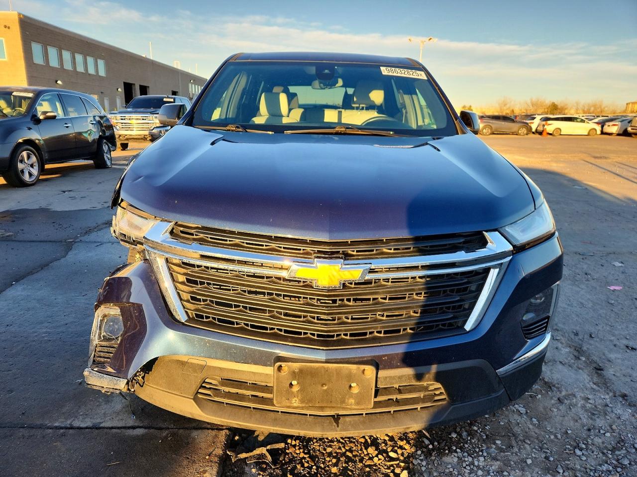 2023 CHEVROLET TRAVERSE LS photo 5