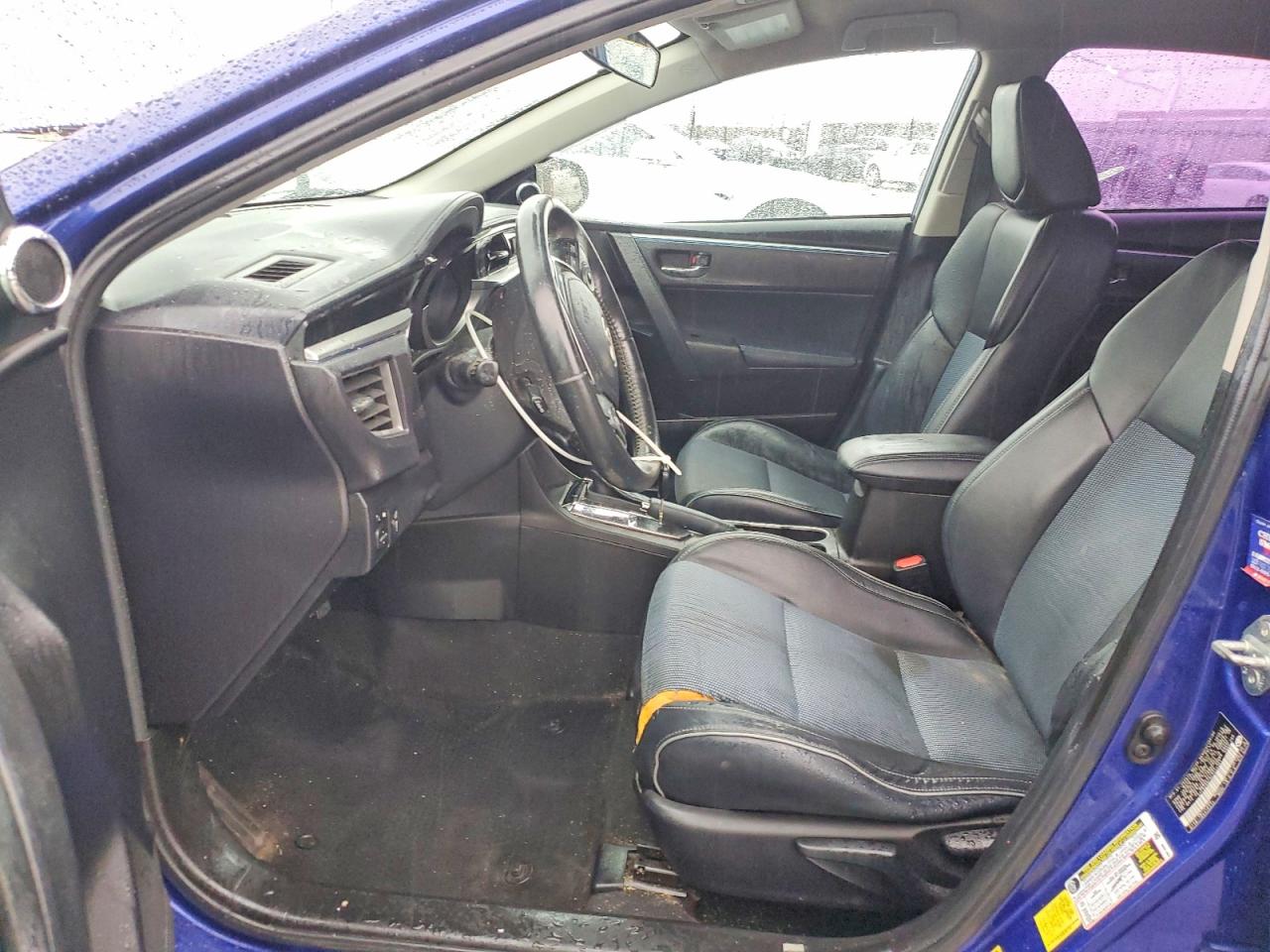 2014 TOYOTA COROLLA L photo 7