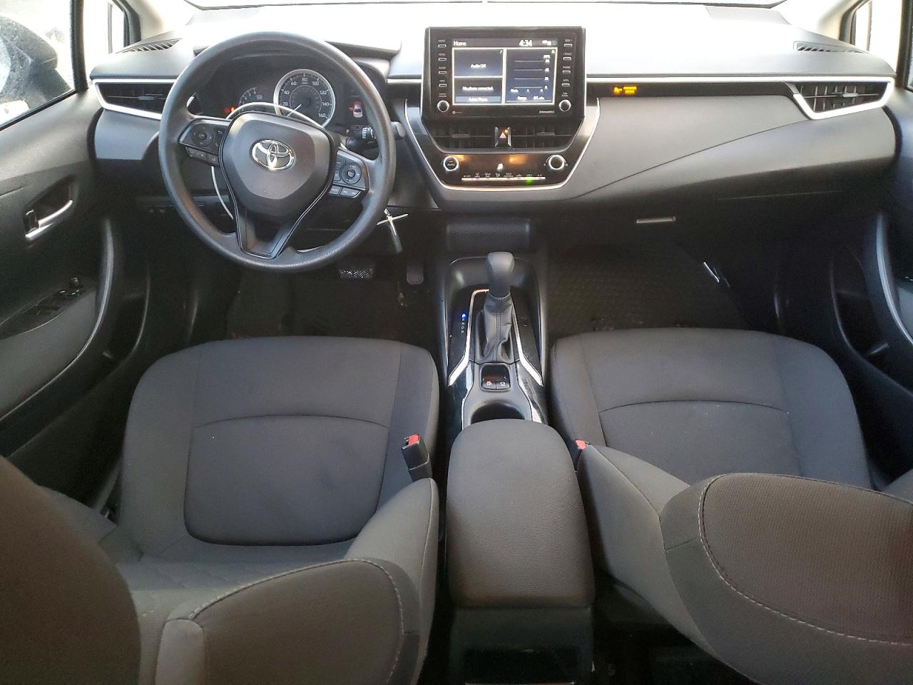 2021 TOYOTA COROLLA LE photo 8