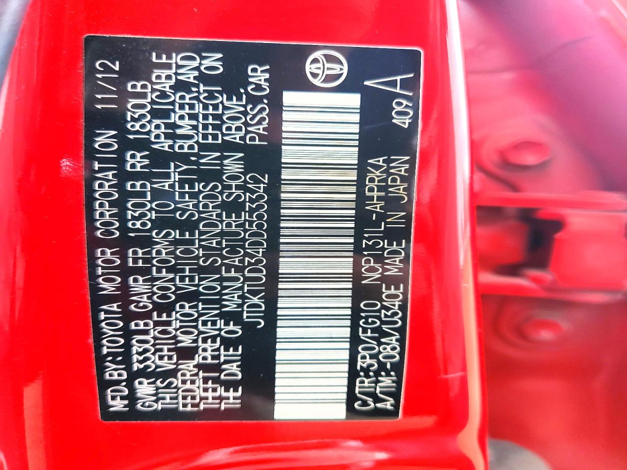 2013 TOYOTA YARIS photo 12