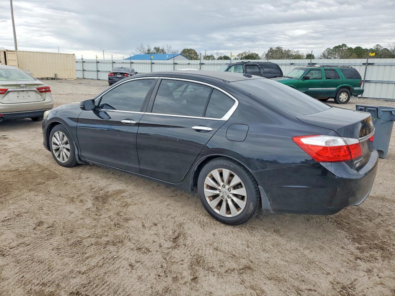 2014 HONDA ACCORD EXL photo 2