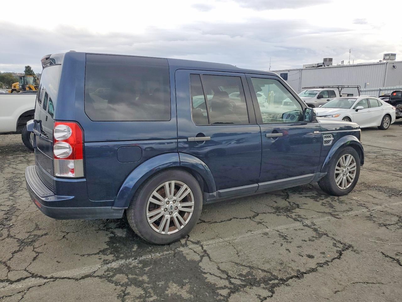 2011 LAND ROVER LR4 HSE photo 3