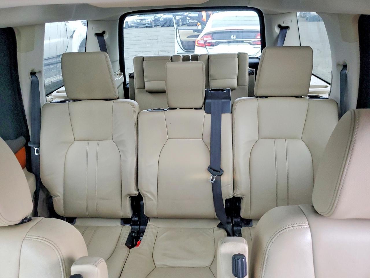 2011 LAND ROVER LR4 HSE photo 10