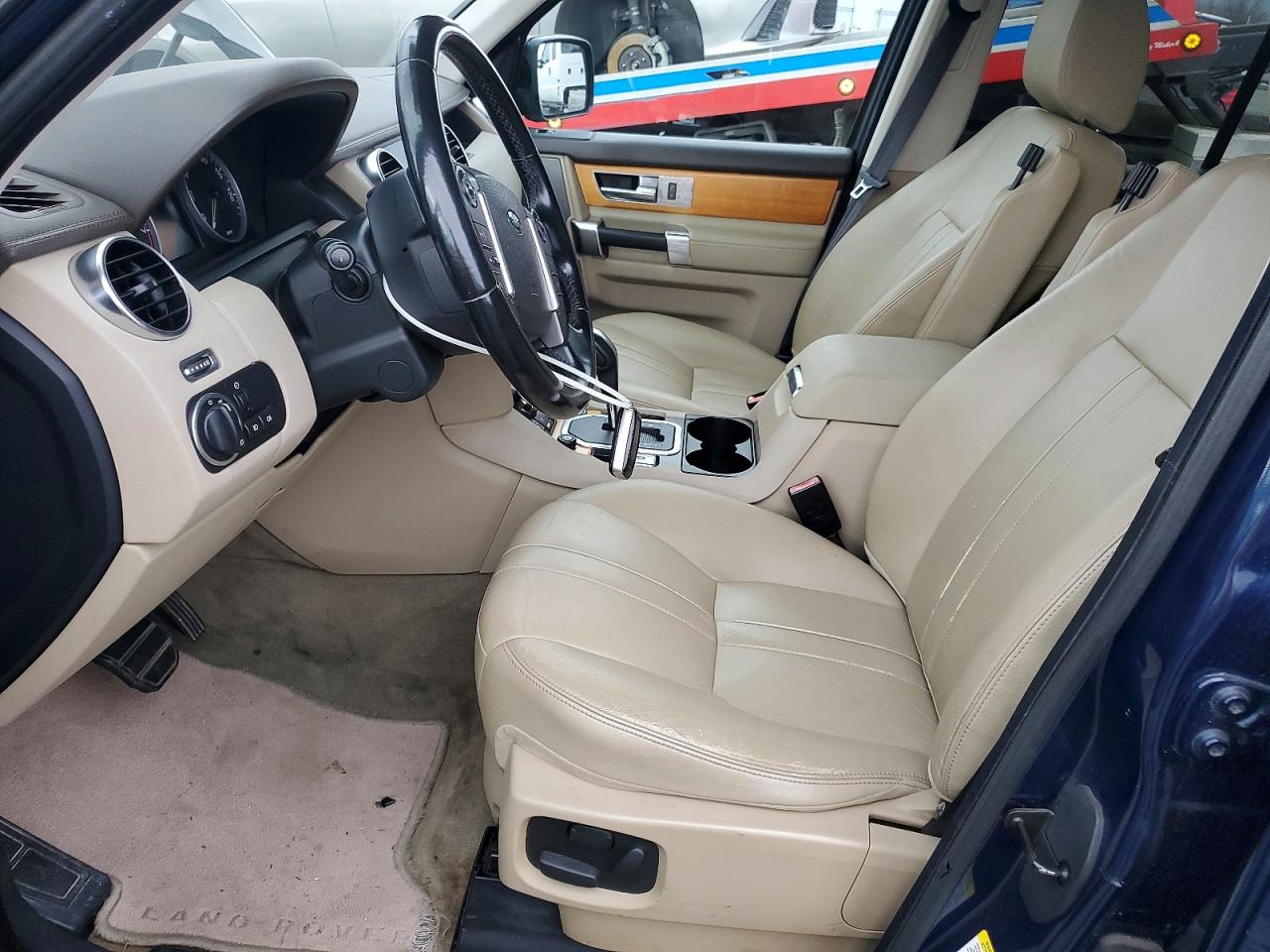 2011 LAND ROVER LR4 HSE photo 7