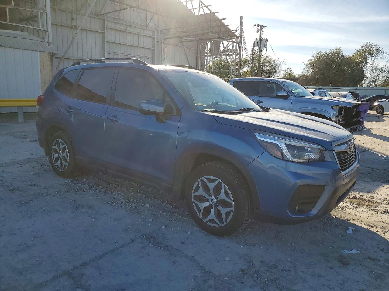 2021 SUBARU FORESTER PREMIUM photo 4