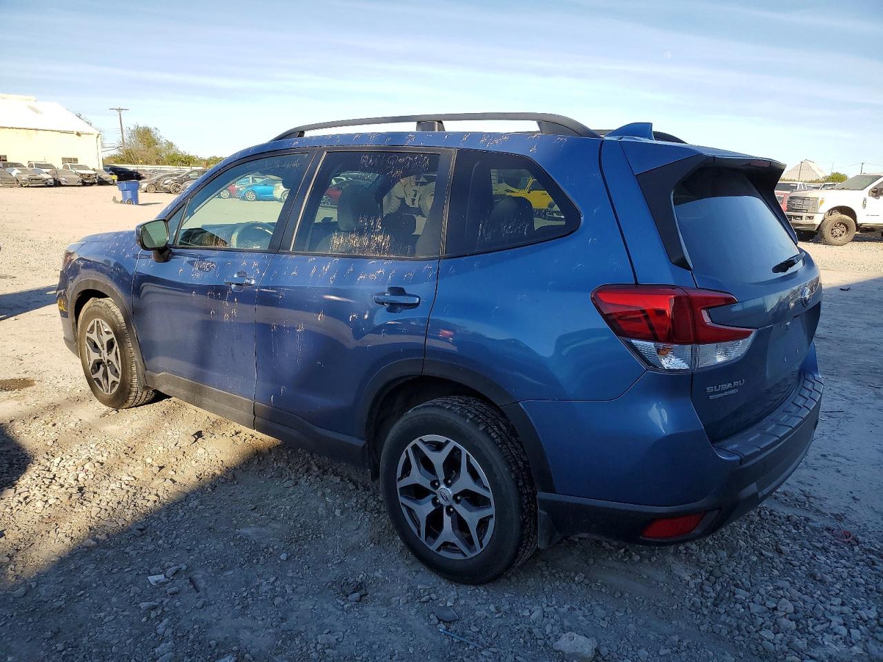 2021 SUBARU FORESTER PREMIUM photo 2