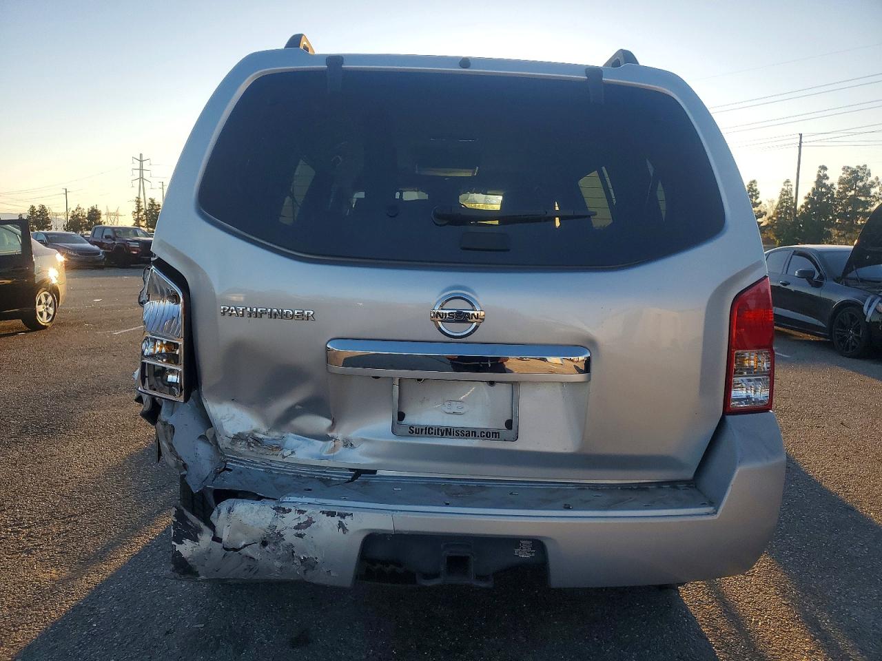 2011 NISSAN PATHFINDER S photo 6