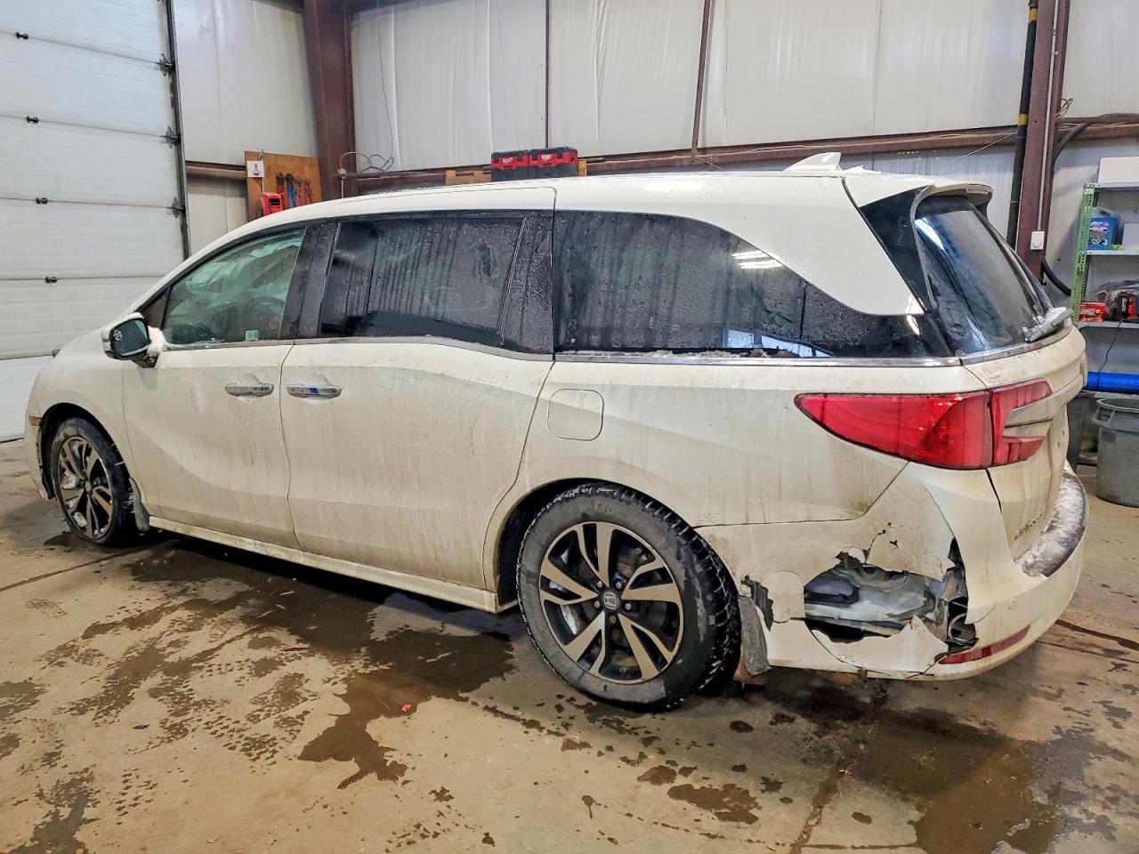 2019 HONDA ODYSSEY TOURING photo 3