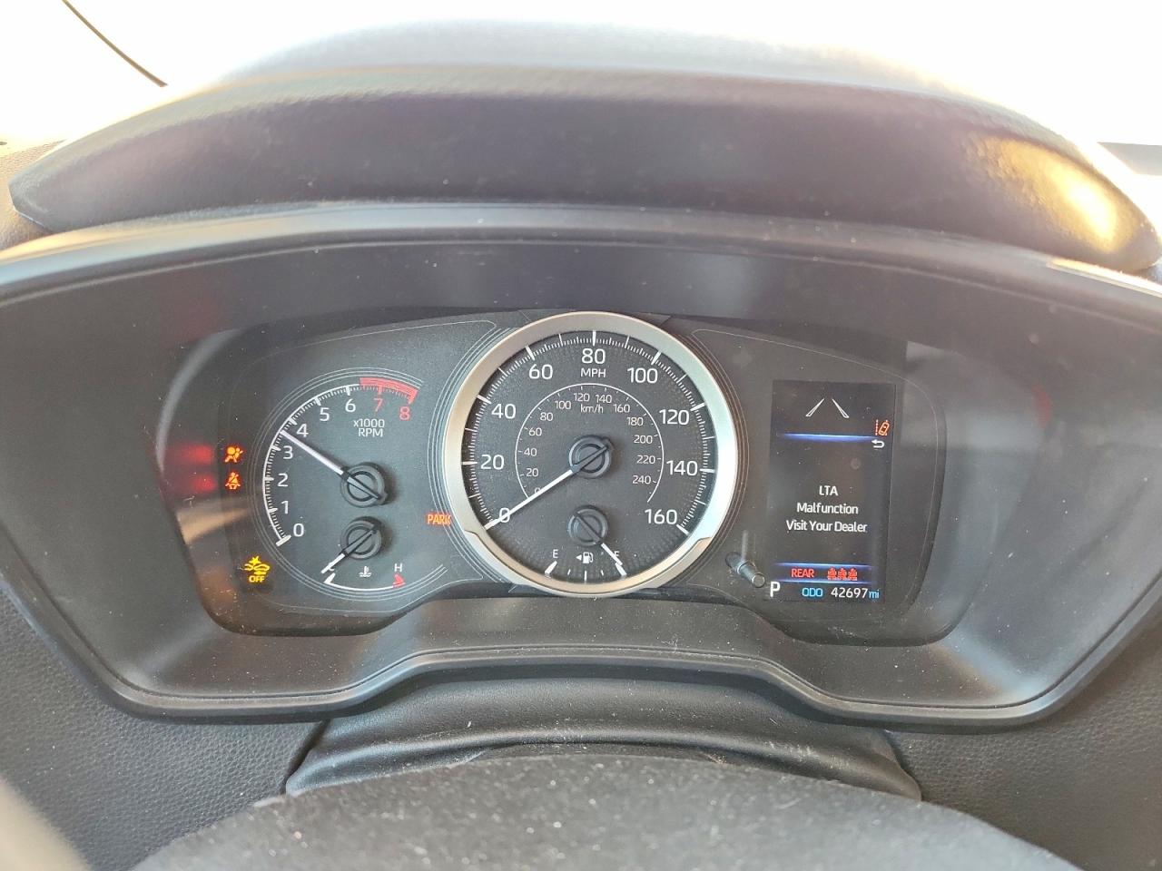 2022 TOYOTA COROLLA LE photo 17