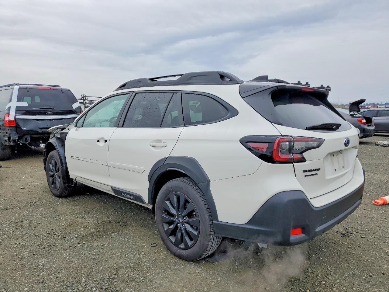 2023 SUBARU OUTBACK ONYX EDITION photo 2