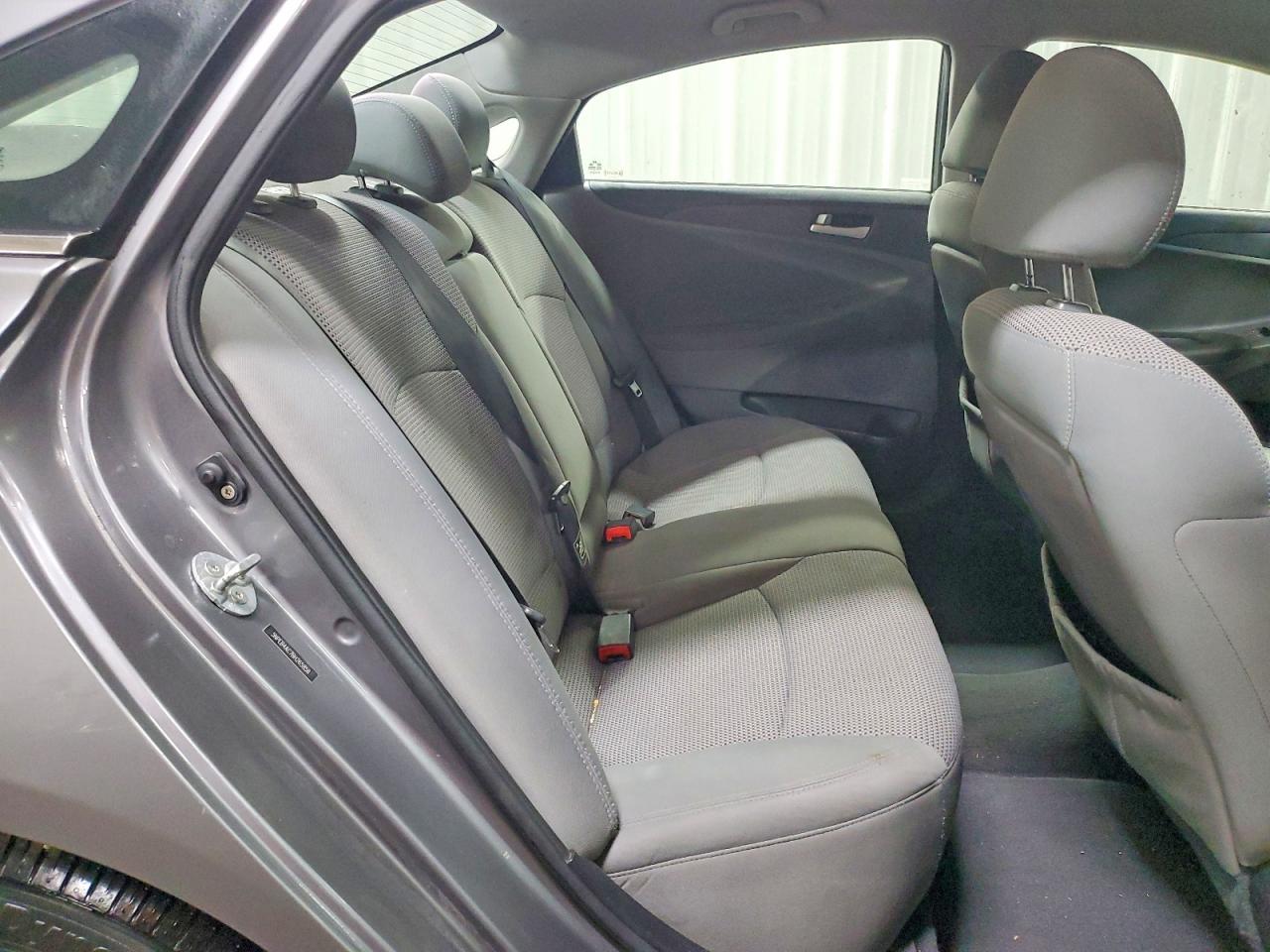 2011 HYUNDAI SONATA GLS photo 10