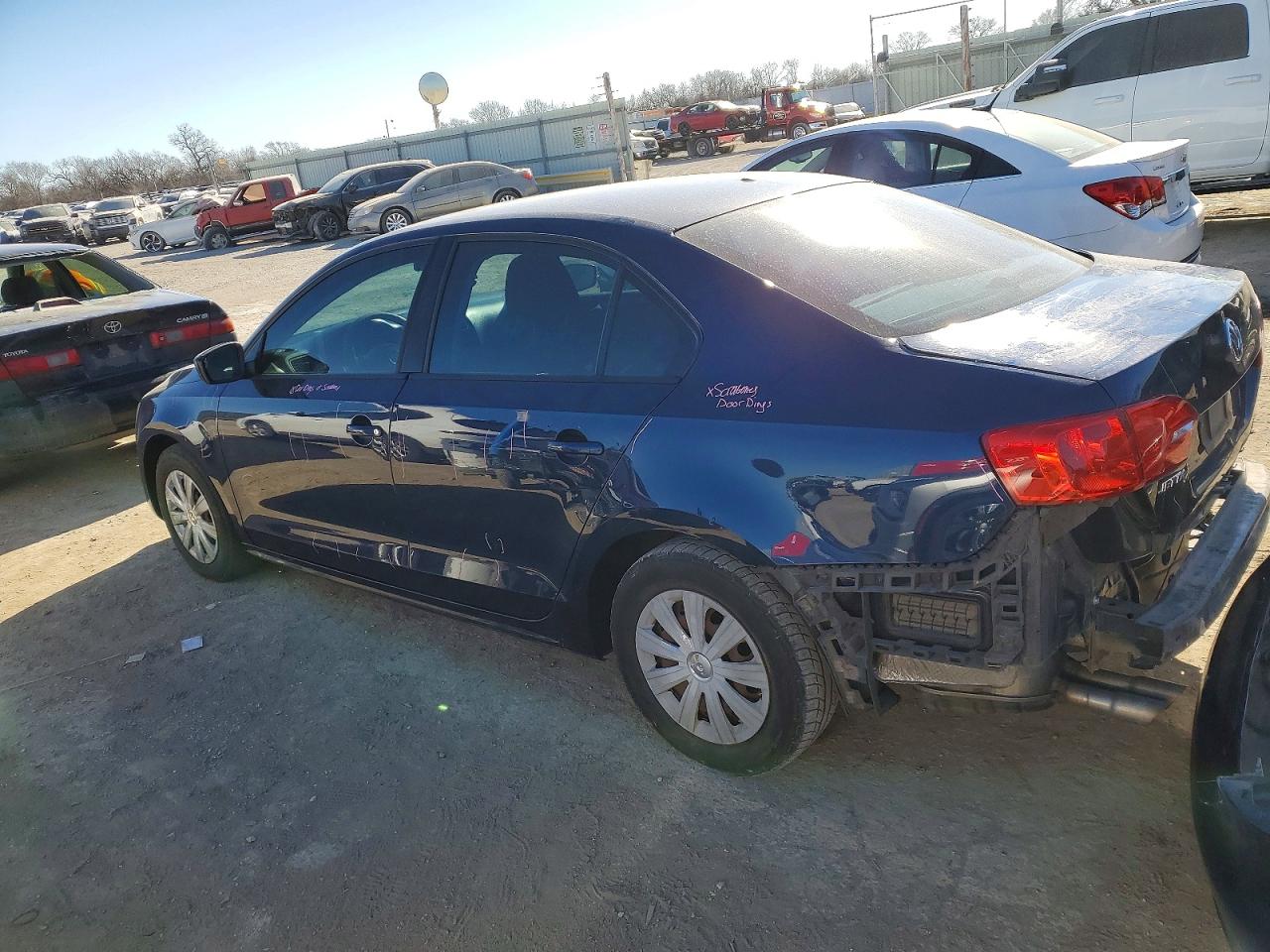 2013 VOLKSWAGEN JETTA BASE photo 2