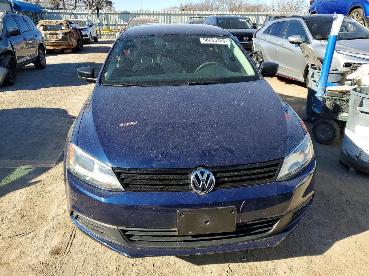 2013 VOLKSWAGEN JETTA BASE photo 5