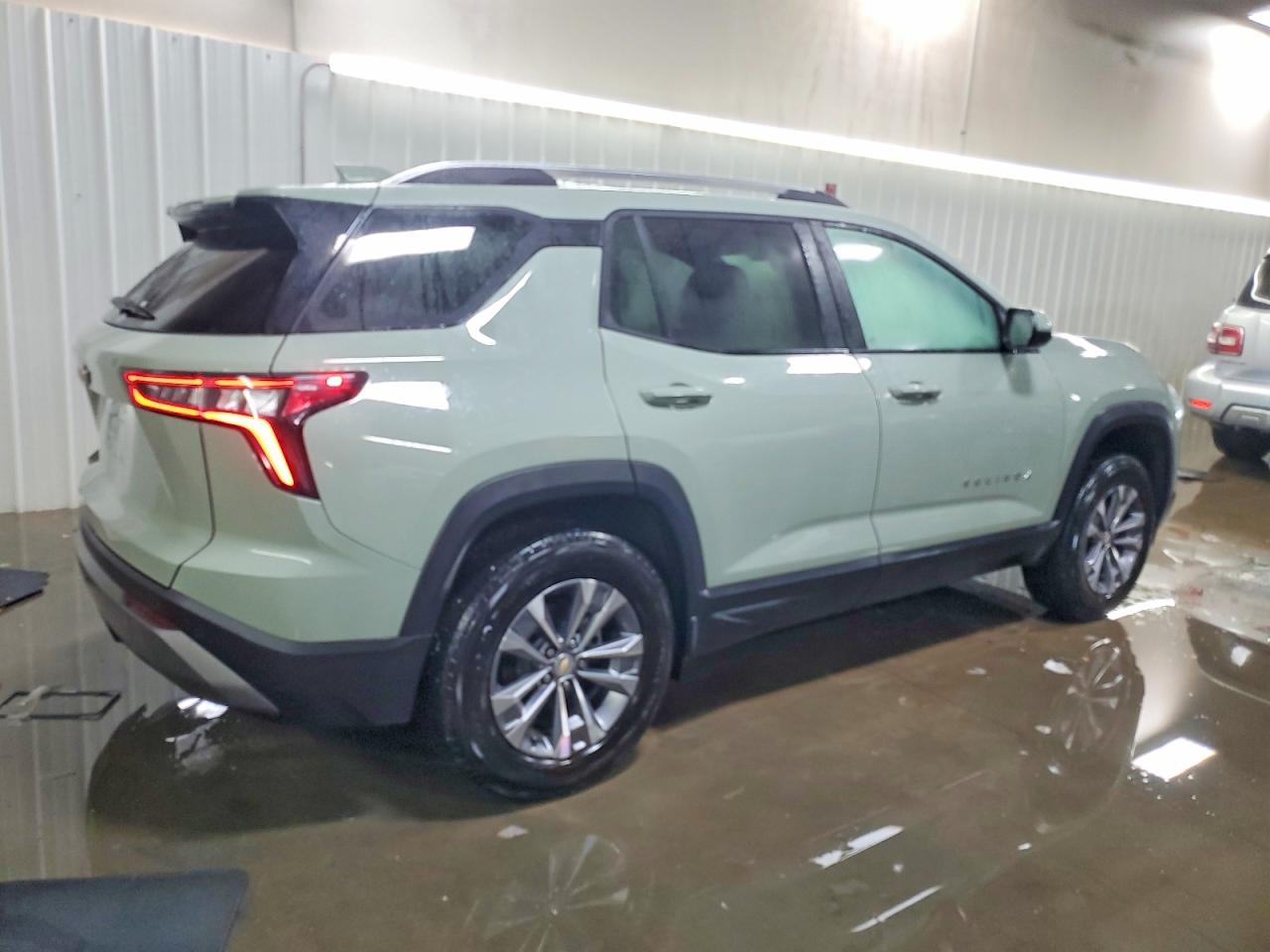 2026 CHEVROLET EQUINOX LT photo 3