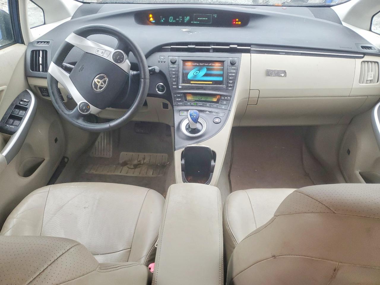 2010 TOYOTA PRIUS photo 8